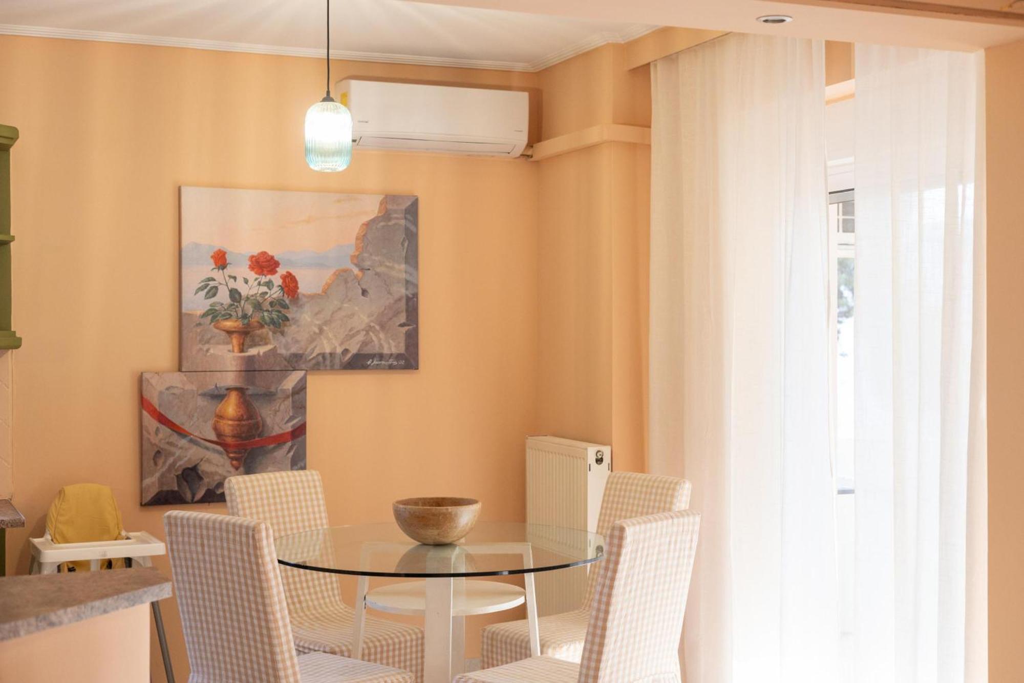 Luxury And Spacious Apt For 6 Guests Атина Екстериор снимка