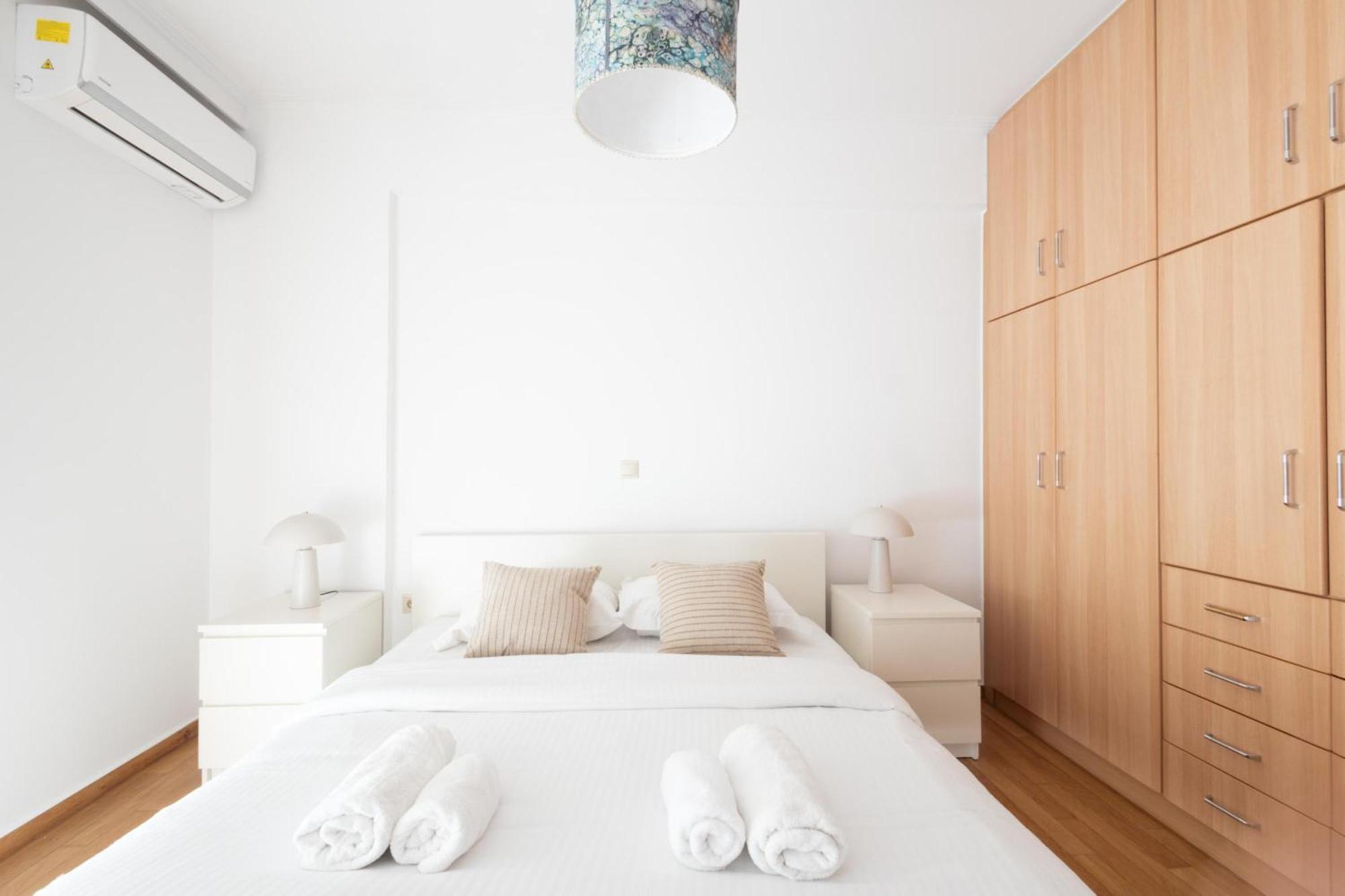 Luxury And Spacious Apt For 8 Guests New Features April 2025 Атина Екстериор снимка