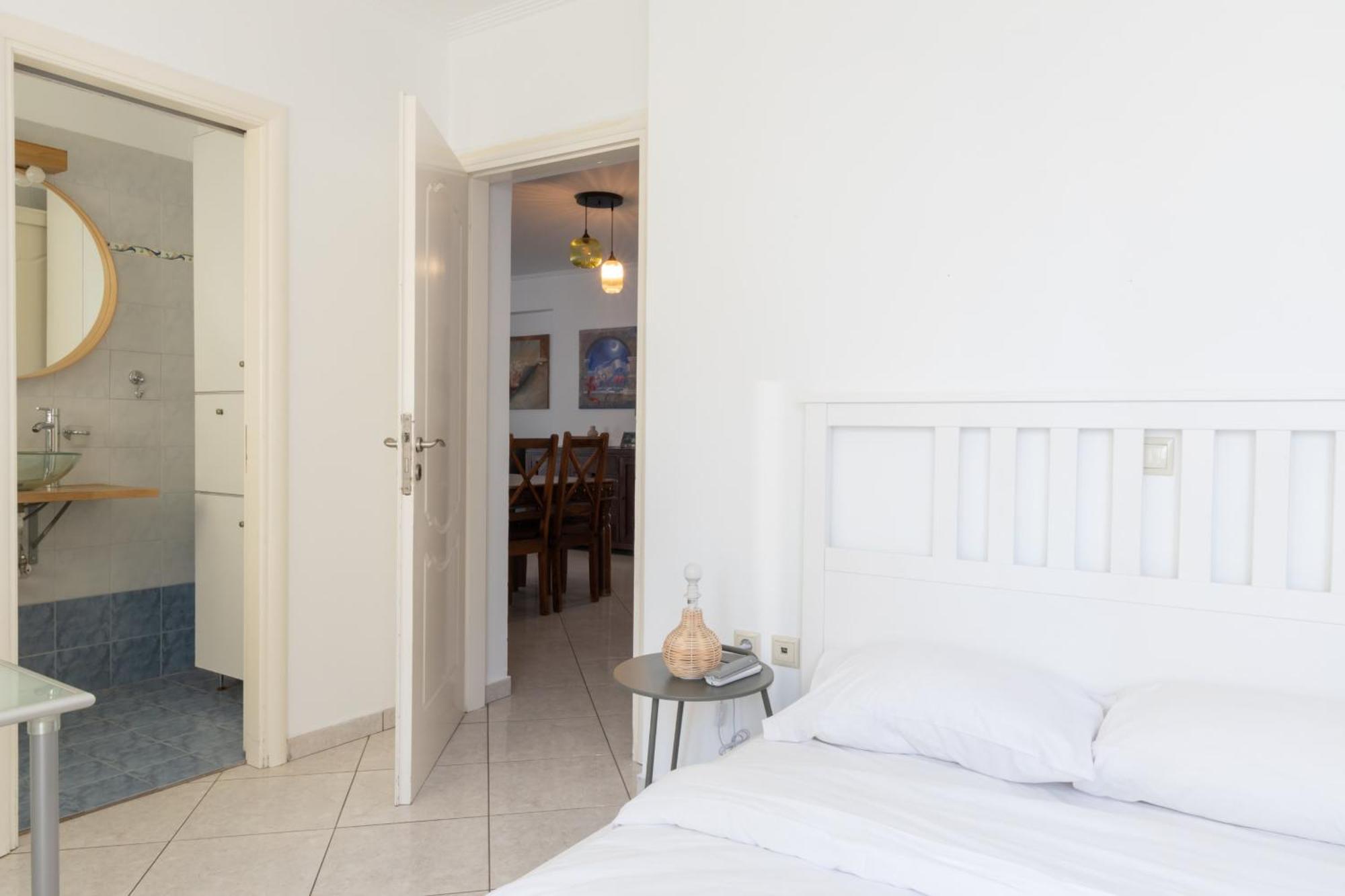 Luxury And Spacious Apt For 8 Guests New Features April 2025 Атина Екстериор снимка